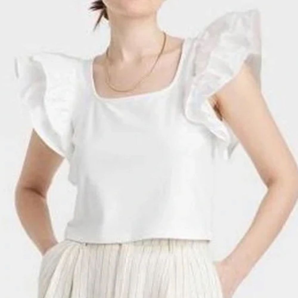 Target - A New Day - Ruffle sleeved t-shirt white - Woman's L